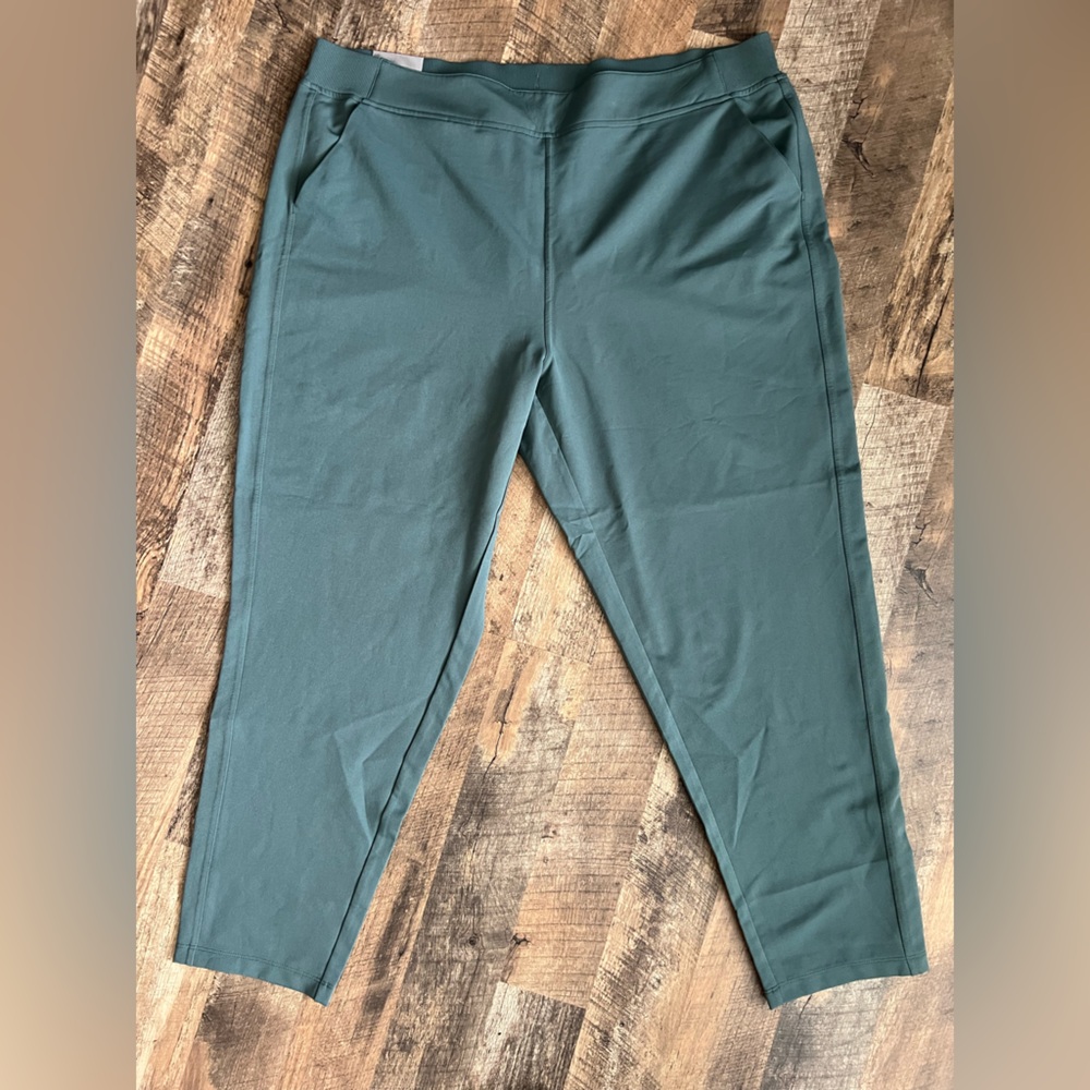 32 degree cool balsam green pull on pants with pockets size XXL 28 1/2” inseam